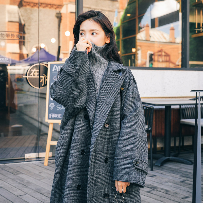majewuyu plaid woolen jacket woman mid-length winter small sub double row button temperament thickened subcoat