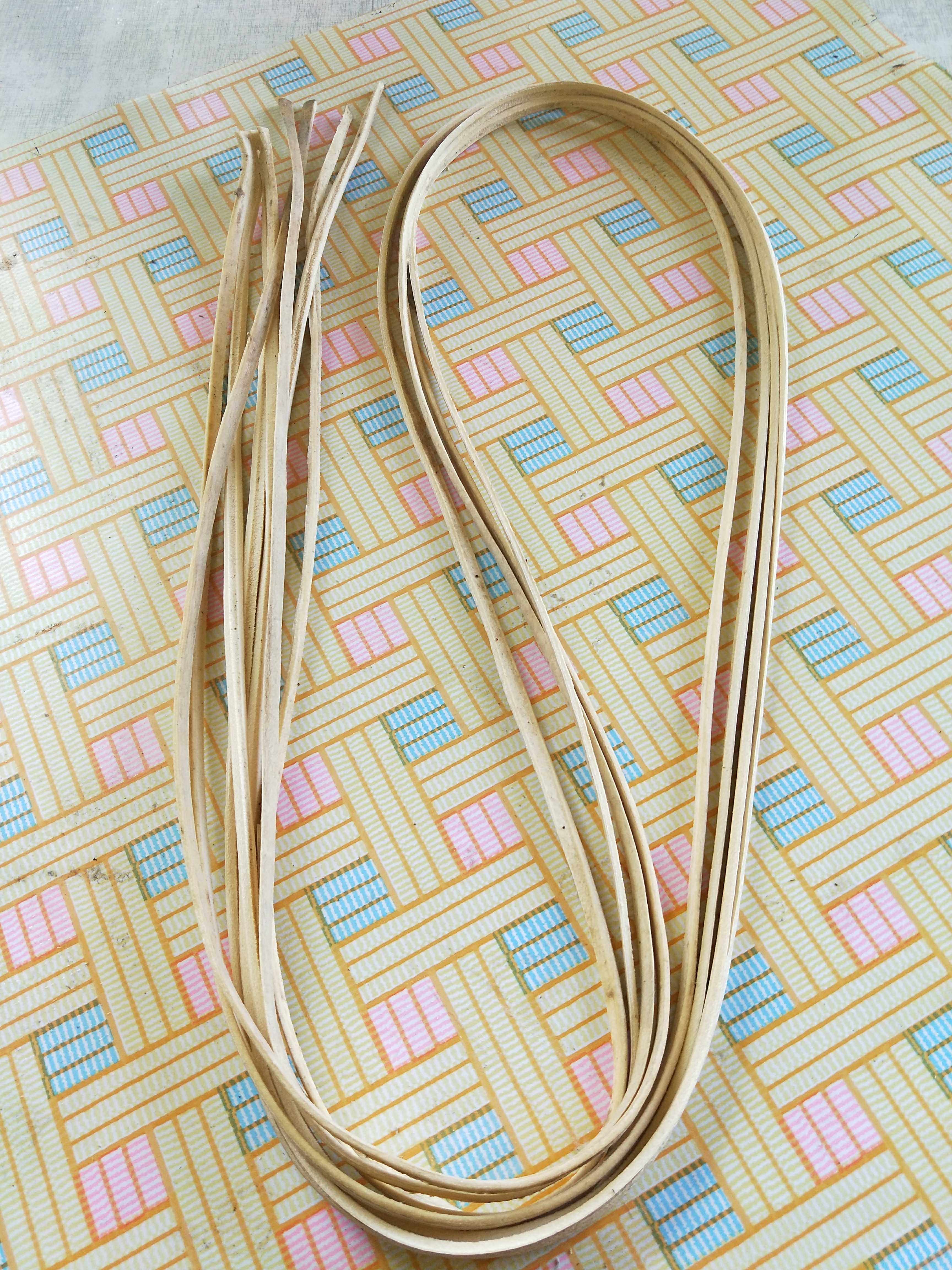 Pure Bull Leather Whip Slightly Top Whip Whistle 2 m 2 m Width 5 mm Strong Durable Adult Fitness Tops Whip Cord