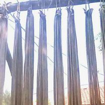 Cowhide strip leather stirrup with harness accessories for a variety of purposes Board width 4 cm length 2 20 meters oil board leather boutique