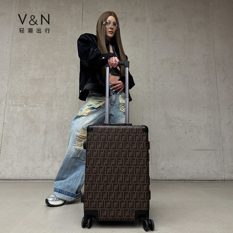 New aluminum frame leather trolley case, women's carry-on suitcase, travel case, universal wheel luggage, men's combination lock case, 20-inch suitcase