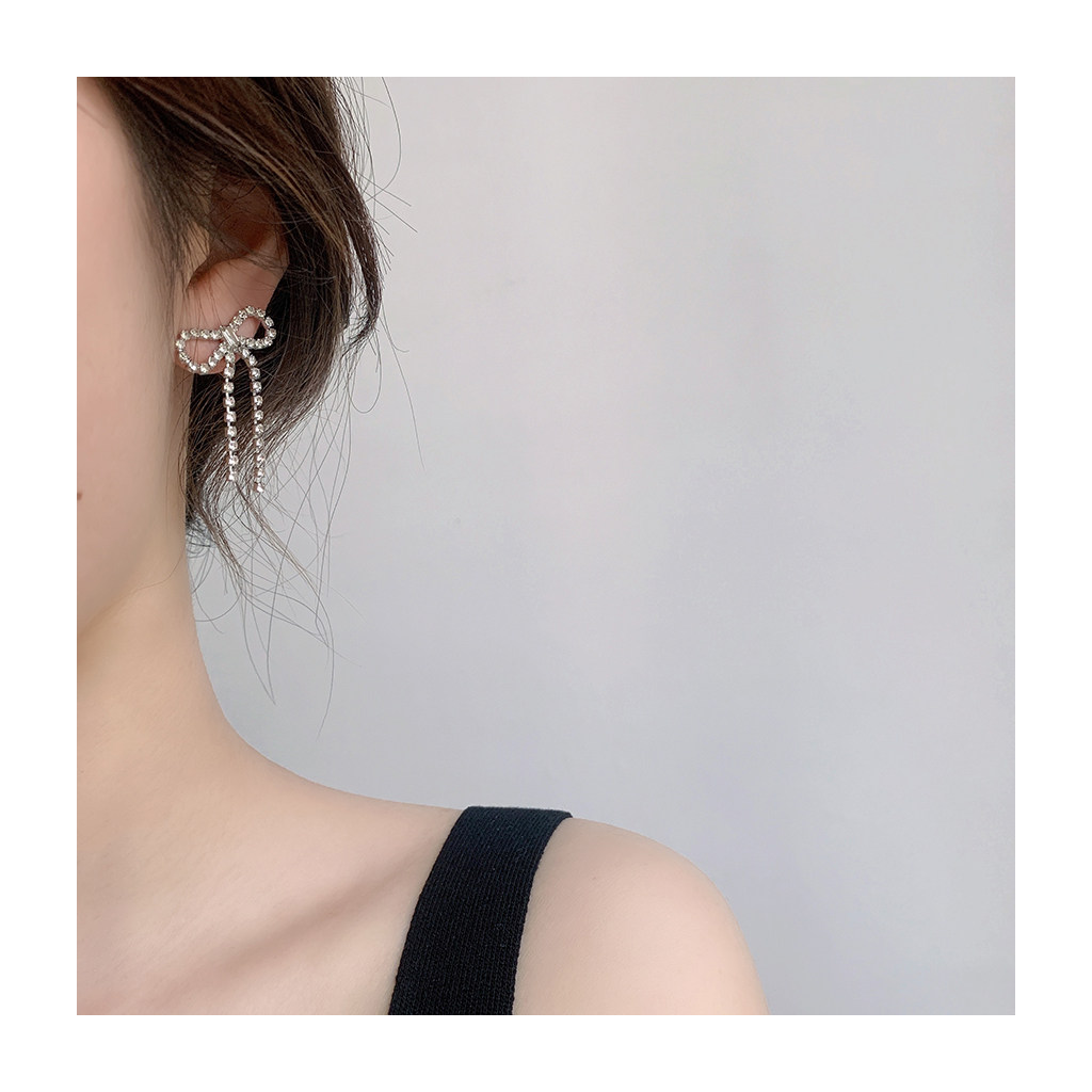 (W Dear) Original Rhinestone Bow Mosquito Incense Plate Ear Clips Without Pierced Earrings Temperament Long Tassel Earrings