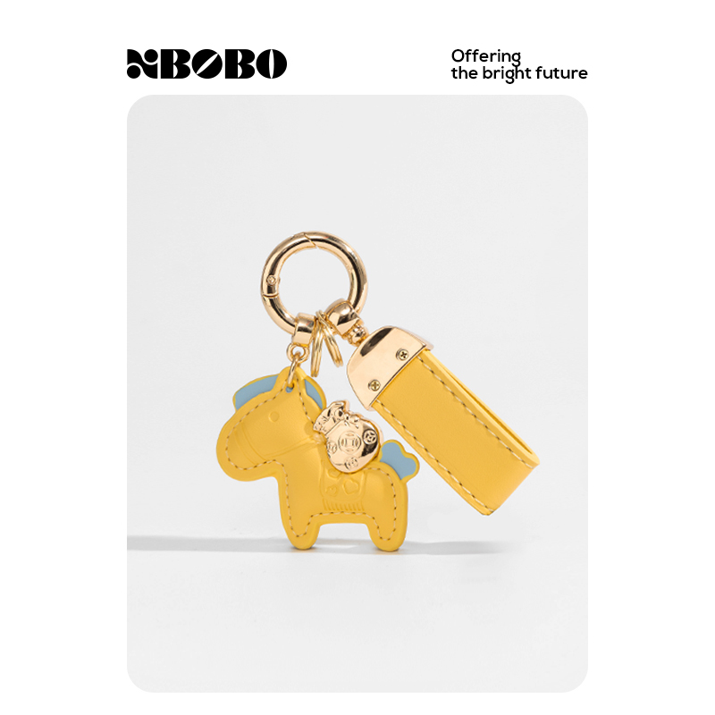 Xbobo Immediately Brings Wealth Car Keychain with a High-End Feel, Exquisite Bag Accessory, High-Grade Leather Keychain for Couples