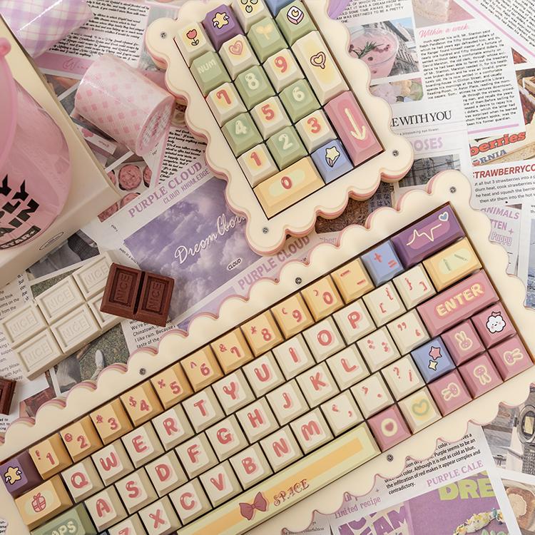 Xiaohongshu Same Model Three-Mode 64-Key Layout Butter Biscuit Stacking Keyboard Mechanical Keyboard Pink Biscuit Stacking Keyboard