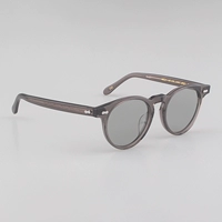 Прозрачная серая коробка+поляризованная светло -серая линза