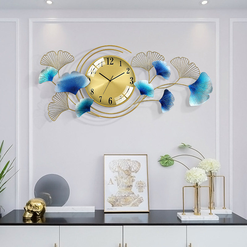 Light luxury home modern atmosphere Simple wall clock Living room decoration wall clock art silent wall hanging watch net red