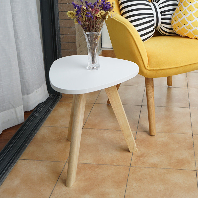 Balcony small table Colour small tea table Simple economical mini coffee table Triangle a few sofa side table corner a few-Taobao