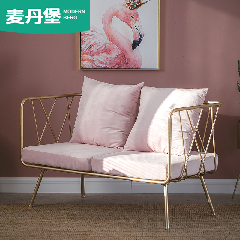 Clothing shop sofa net red in double triple pink nail wedding dress small sofa combination shop with iron sofa