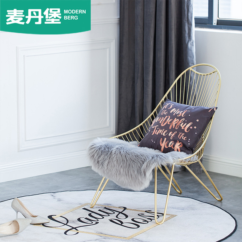 Balcony Leisure chair Single modern minimalist Nordic light extravagant creative online red shop with golden iron artistes sloth sofa