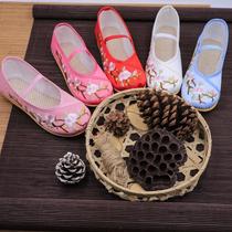 2021 New Old Beijing cloth shoes women embroidered shoes ethnic dance shoes square dance antique retro Hanfu shoes