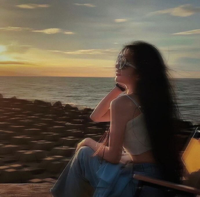 很年轻的老板娘