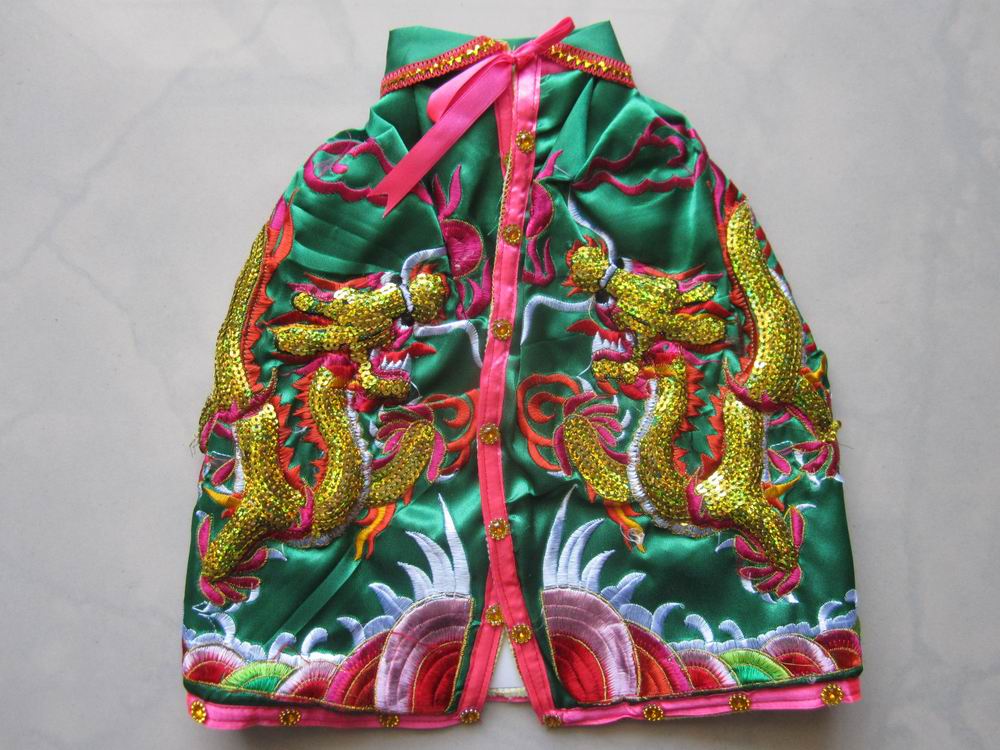 Green Buddha clothes convex embroidered dragon robe gown green gown robe gown dresses Buddha statue of the Buddha statue of the Buddha 36CM-Taobao