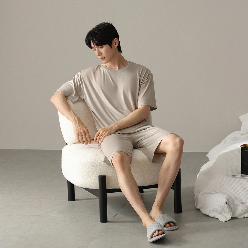 [Cool Feeling] Modal Ice Silk Pajamas for Men, Summer Thin Short-Sleeve Shorts, Youth Outdoor and Home Wear Set