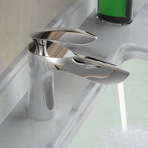 New German all-copper upscale bathroom single with single hole creative face basin tap hot and cold water table basin tap washbasin