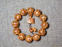 Authentic Taihang cliff cypress 20 hand skewers High oil aging root material full of tumor scar Birds eye peach fruit flavor One thing one shot