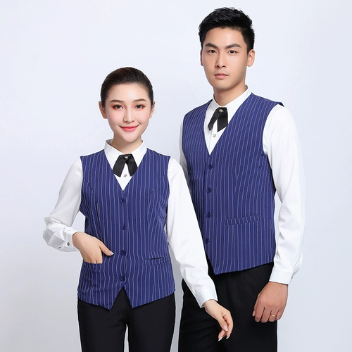 Комбинезон, рубашка, жилет, бильярд, демисезонный пуховик