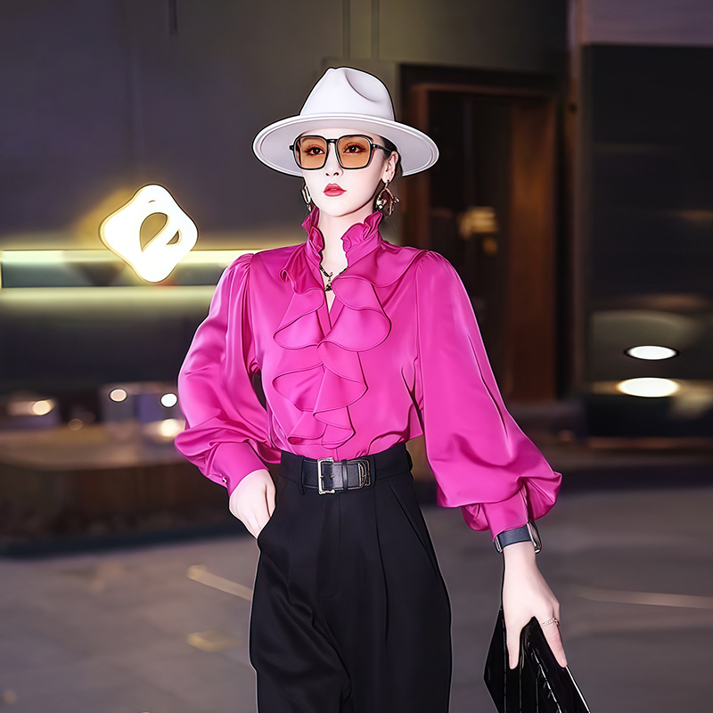 Autumn 2026 New Women's Rose Red Shirt with a Unique Design, Early Autumn Trendy and Beautiful Top Autumn 2026 New Women's Rose Red Shirt with a Unique Design, Early Autumn Trendy and Beautiful Top