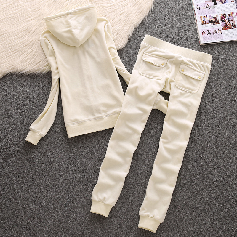 23 Spring and Autumn Velvet Sports Set Juice Grape Classic Classic Classic Classic Classic Color Past Leisure Costumes Two Pieces