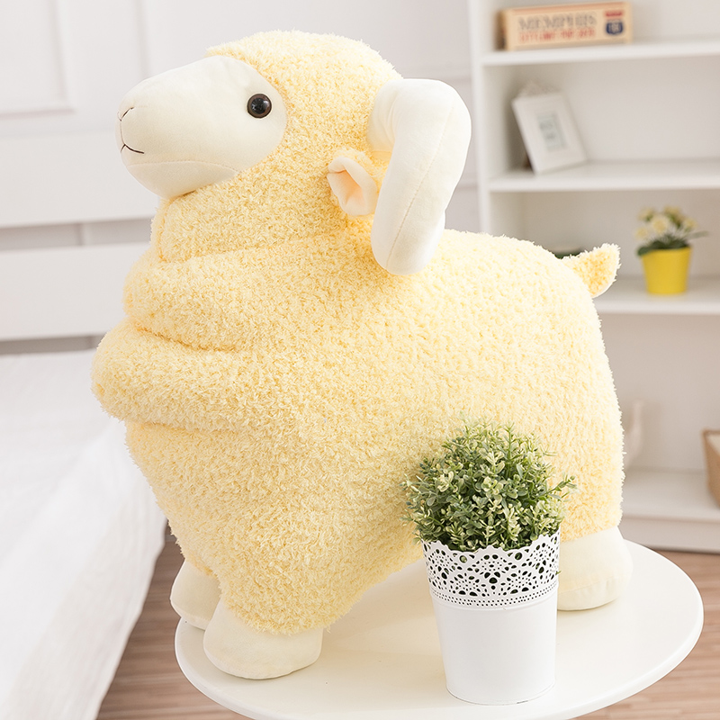 плюшевая овечка. мягкая игрушка овца. плюшевая черная овечка. плюшевая овечка. Sheep plushie.