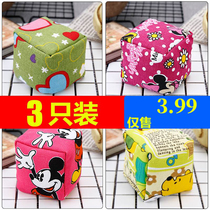 Sandbag children throw sandbags by hand throw hand-caught small sandbags kindergarten primary school students physical education class training cloth ball bag