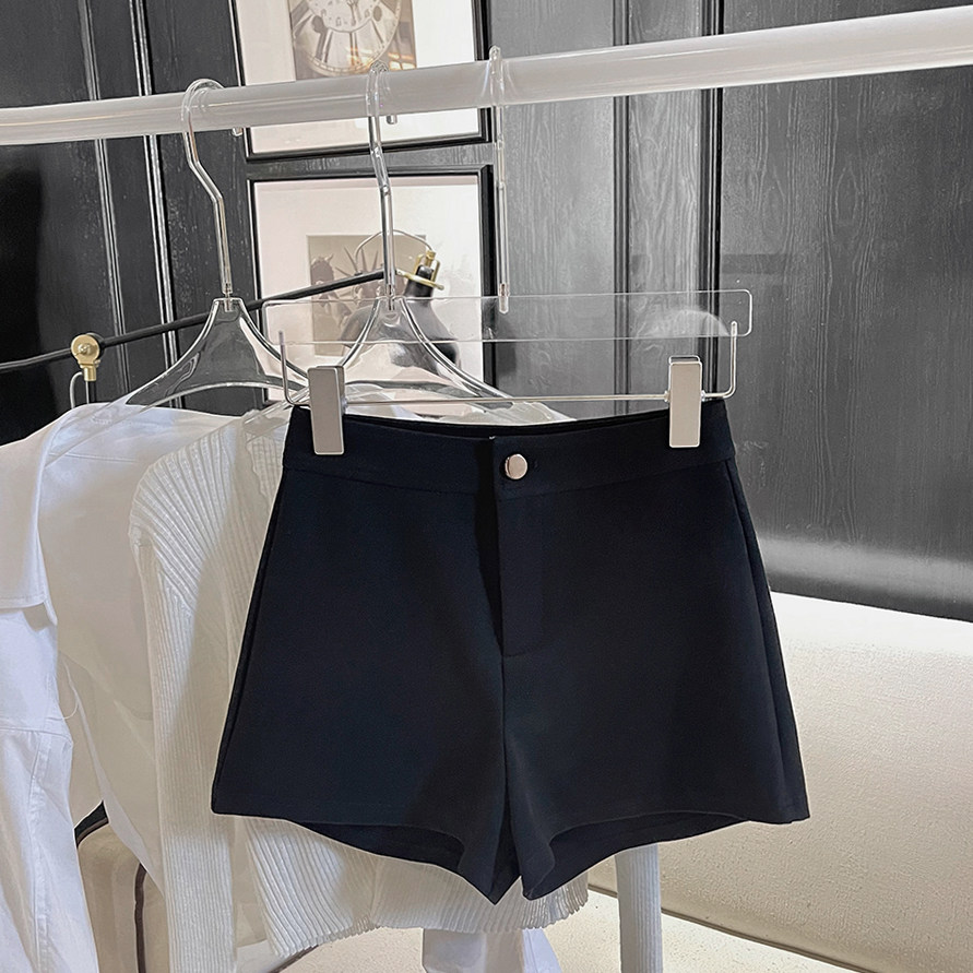 Missing lower body black bottoming shorts women's autumn and winter outerwear hot pants elastic high waist suit boots pants 2022 new