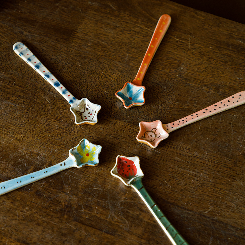 Jingdezhen Polish-Style Hand-Painted Ceramic Artist's Ocean Blue Coffee Spoon, Cute Long-Handled Coarse Pottery Porridge and Rice Spoon Jingdezhen Polish-Style Hand-Painted Ceramic Artist's Ocean Blue Coffee Spoon, Cute Long-Handled Coarse Pottery Porridge and Rice Spoon