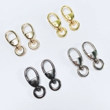 Сумка, цепь, золотые аксессуары, замок, бретели, пряжка, фиксаторы в комплекте