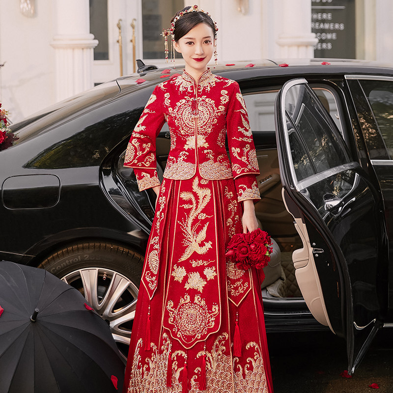 Show and suit 2022 new bridal Chinese wedding gown with a slim and dedicated wine show and a female dragon and phoenix