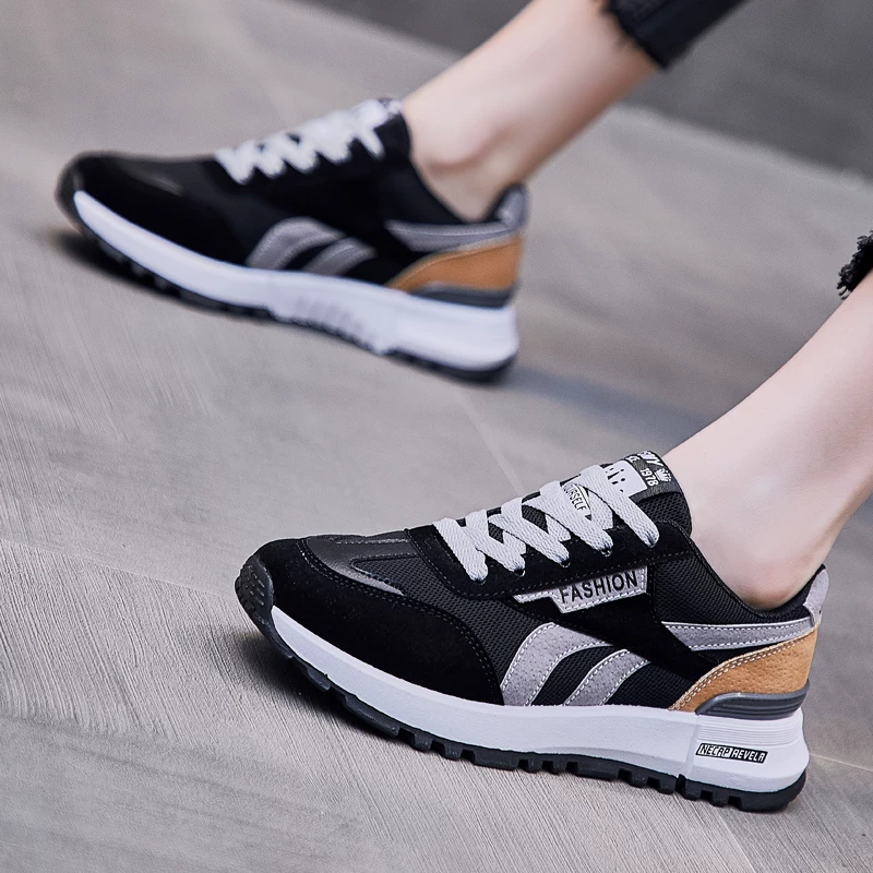 Travel sports shoes for women summer large size shoes 41 to 43 soft sole non-slip casual shoes for pregnant women breathable mesh forrest