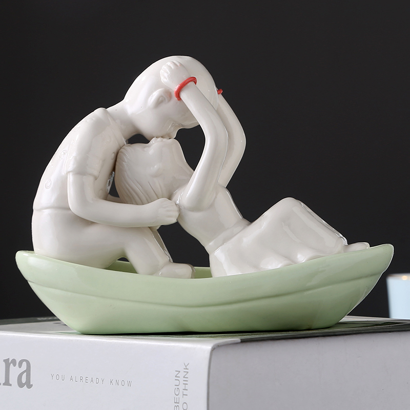 Jingdezhen ceramic modern creative arts and crafts contracted household decoration decoration in the sitting room porch desk furnishing articles
