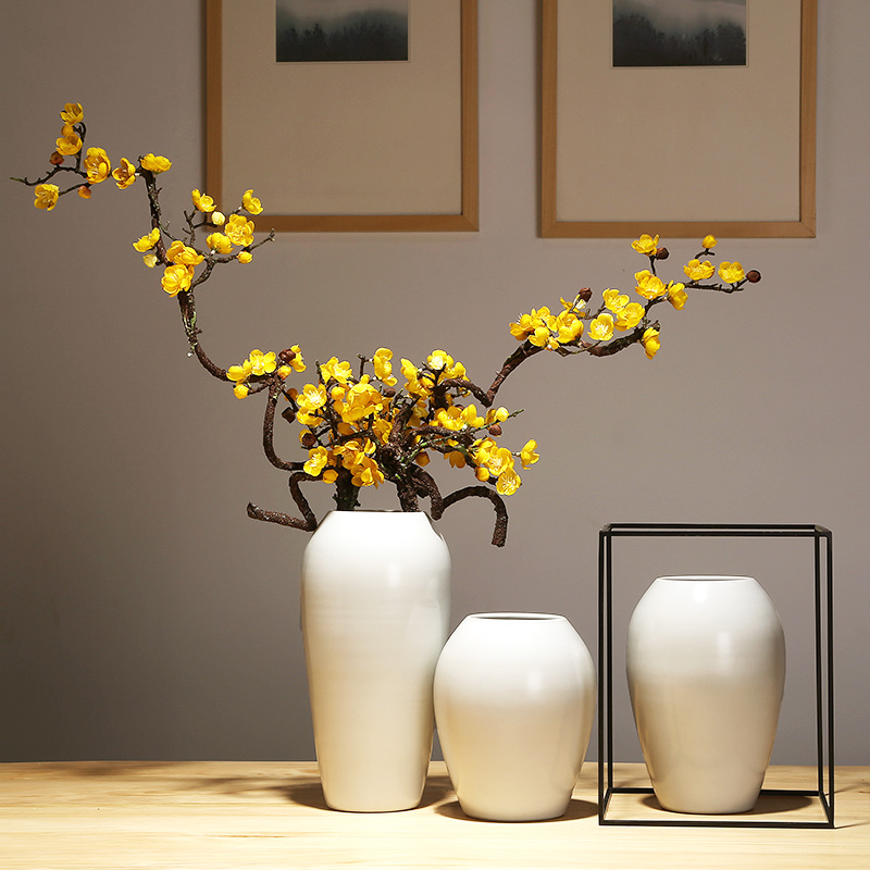 New Chinese style white jingdezhen ceramics vase handicrafts TV ark, dried flowers, flower arrangement sitting room adornment is placed