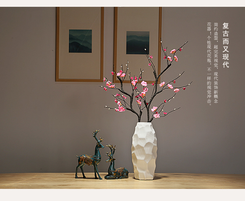 Jingdezhen ceramics vase creative contracted sitting room porch decoration of Chinese style household furnishing articles dried flower arranging flowers