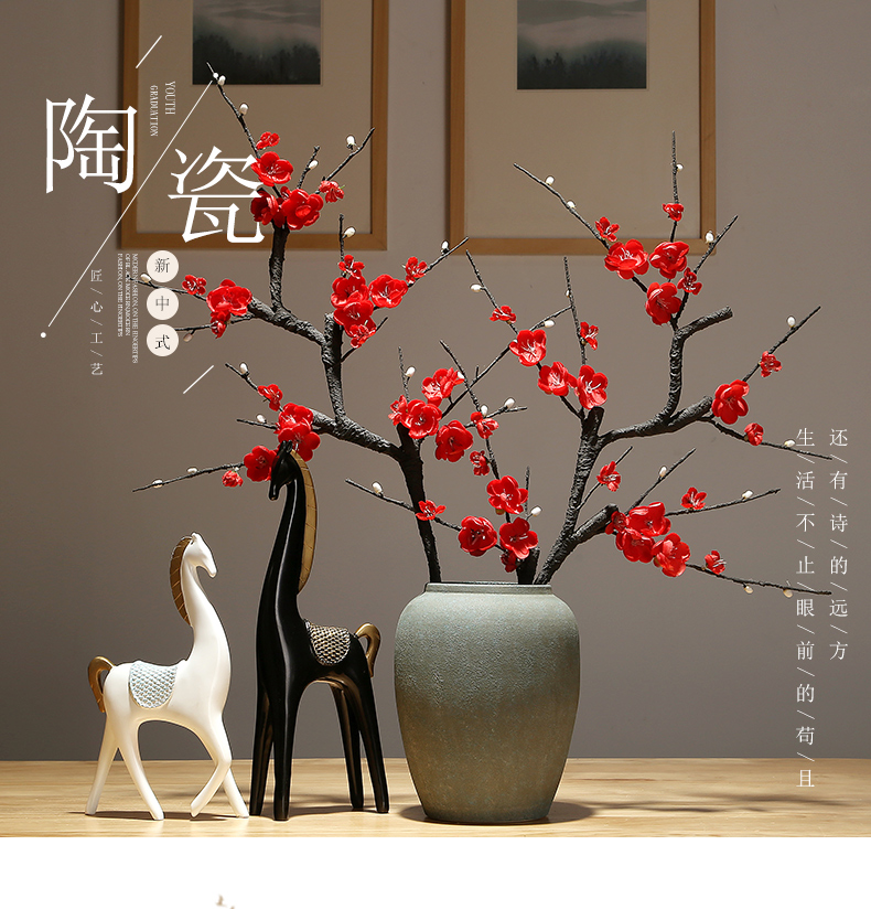 Jingdezhen ceramic vases, new Chinese style household living room desktop rich ancient frame decoration dry flower flower, adornment is placed