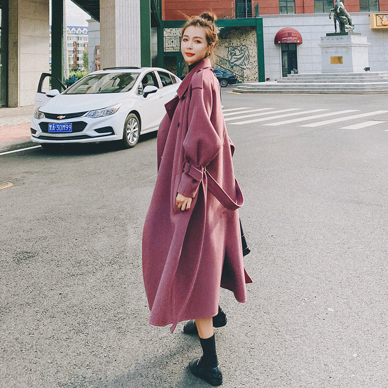 Woolen coat women's long version 2021 Winter new Korean version loose Hepburn wind over the knee temperament thick woolen coat