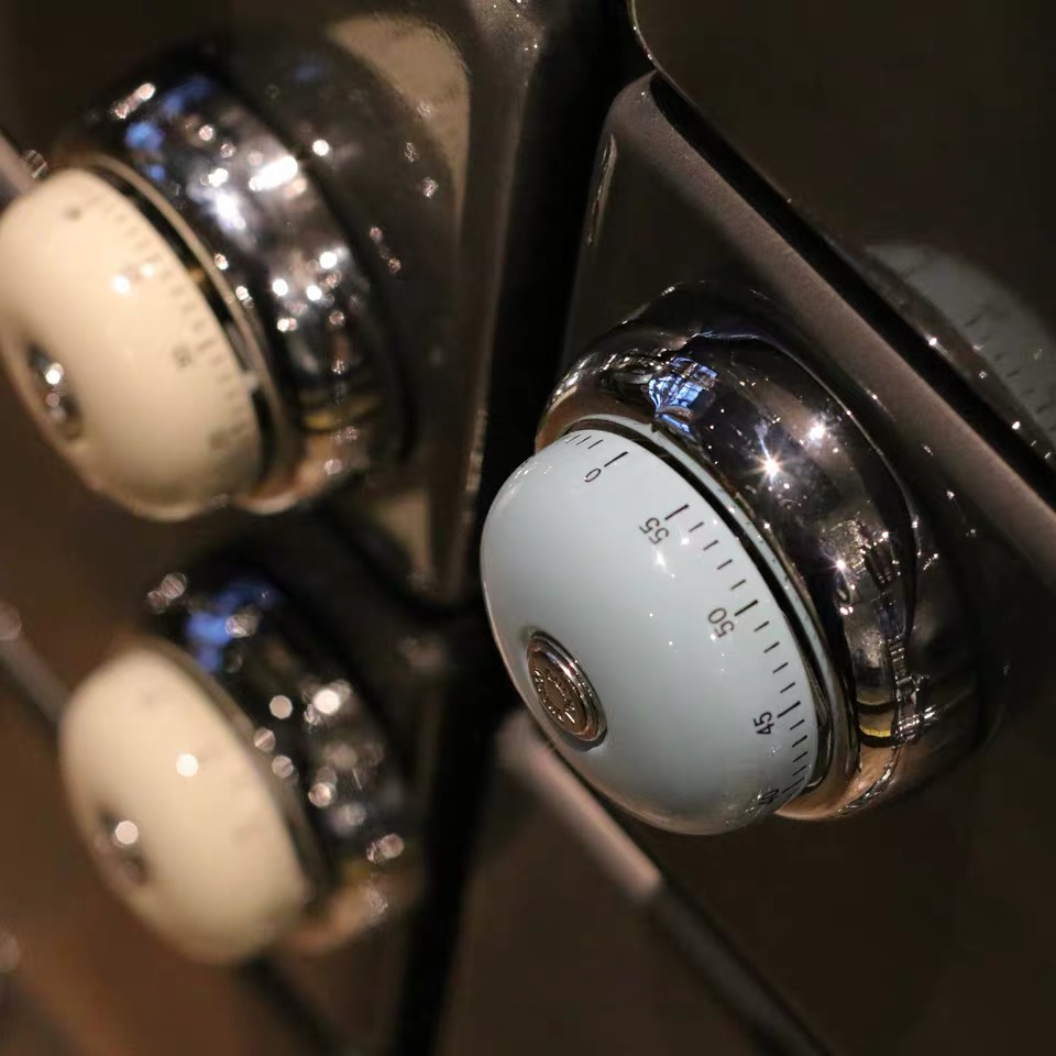 Arrival 4 colors ~ {timer with magnetic suction 3} Japan dunton metal timer kitchen refrigerator paste baking