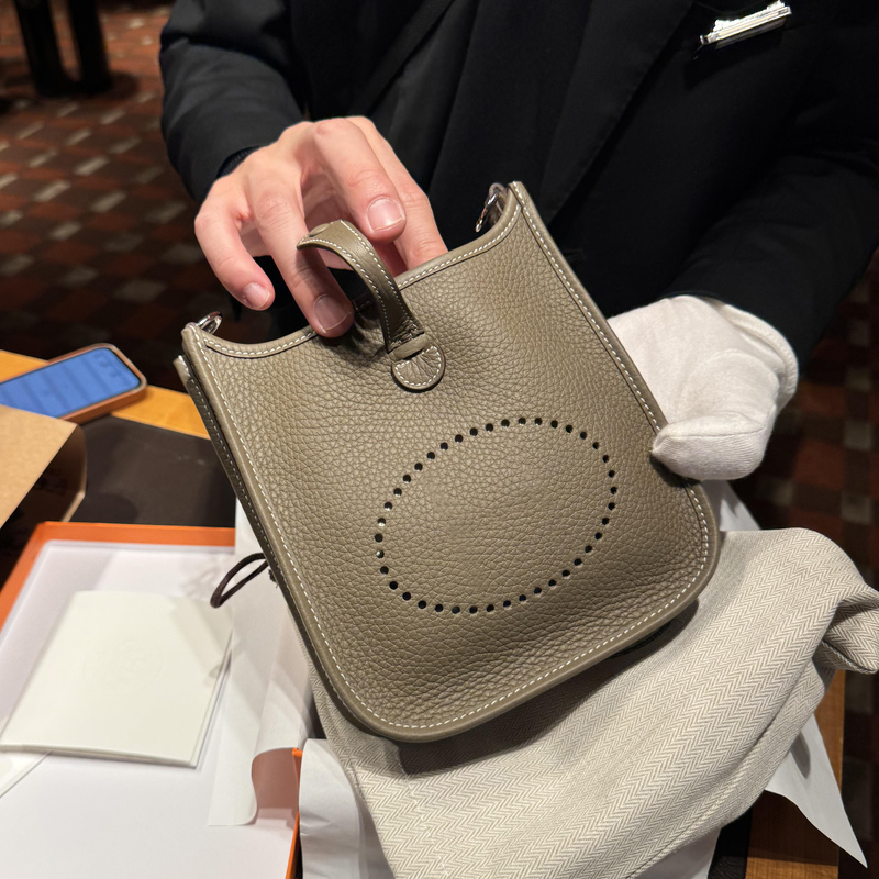 Handmade Wax Thread Evelyen New Mini Bag, Lightweight and Versatile Genuine Leather Women's Bag