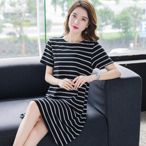 Young mother summer short sleeve T-shirt female 2021 new middle-aged womens stripes cotton dress long