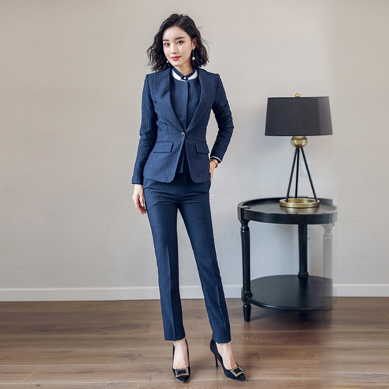 Tailleur femme      - Ref 3242280 Image 4