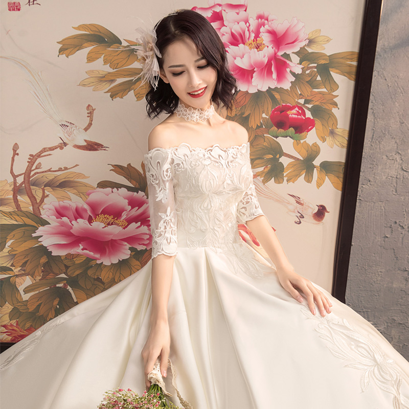 Satin Wedding Dress 2023 New Shoulder - long Length Length Last Princess Dream - and - lean Palace Retrospective Main Yarn