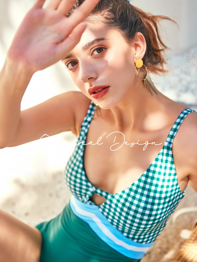 Sexy one-piece belly cover thin fairy fan ins retro conservative bathing suit 2021 new hot spring bathing suit for women