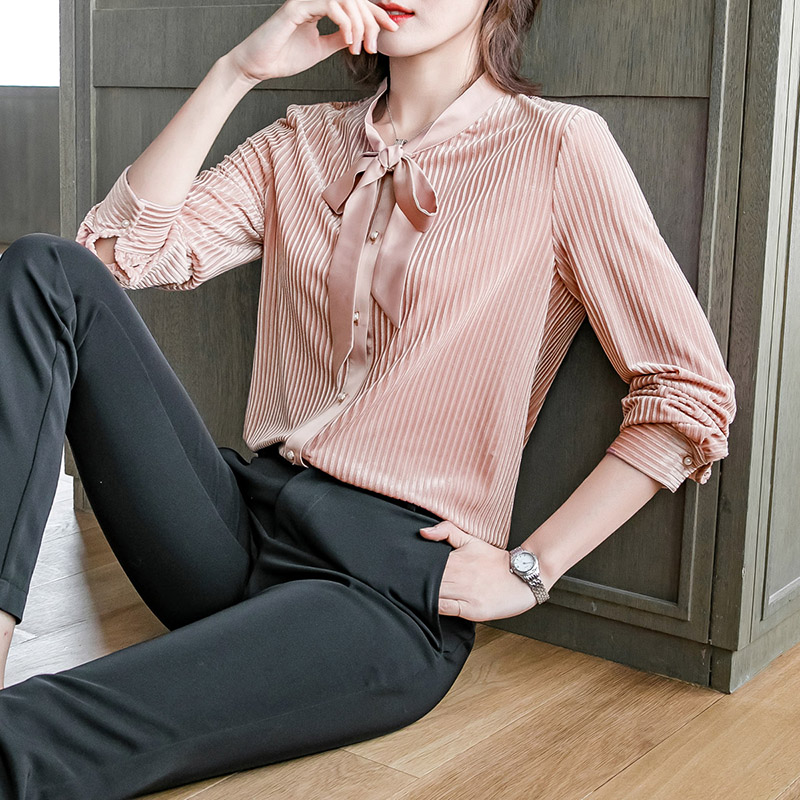 Long sleeve striped shirt female Korean version 2022 New Year's new large size ladies hit bottom shirt with loose velvet blouse