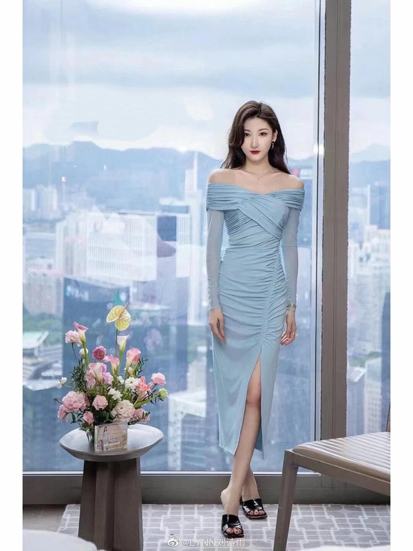 Special Offer Pure Blue One-Shoulder Ruched Slit Dress, No Returns Special Offer Pure Blue One-Shoulder Ruched Slit Dress, No Returns