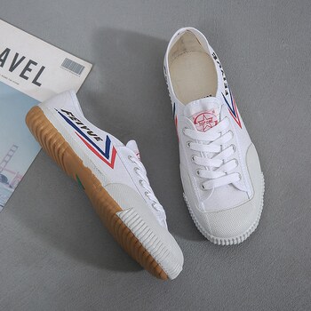 Genuine dabowen track and field shoes men and women canvas white shoes leap students' martial arts practice shoes sports running shoes clearance