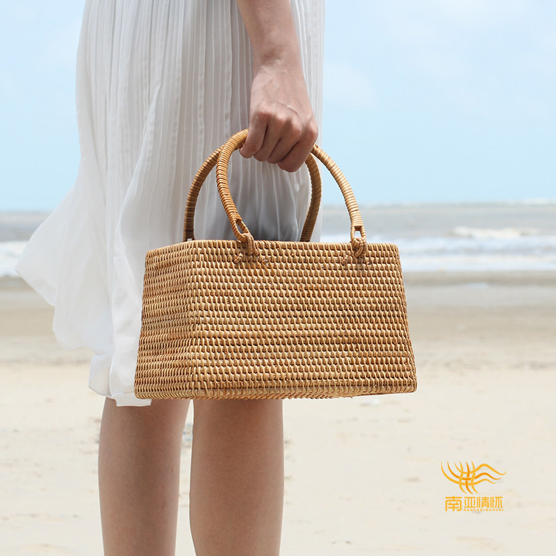 Vietnam imported autumn rattan handbag straw bag Sen basket basket retro literary hand-woven