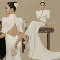 2021 new couple theme photography clothing court retro French halter tail wedding dress white yarn studio photo