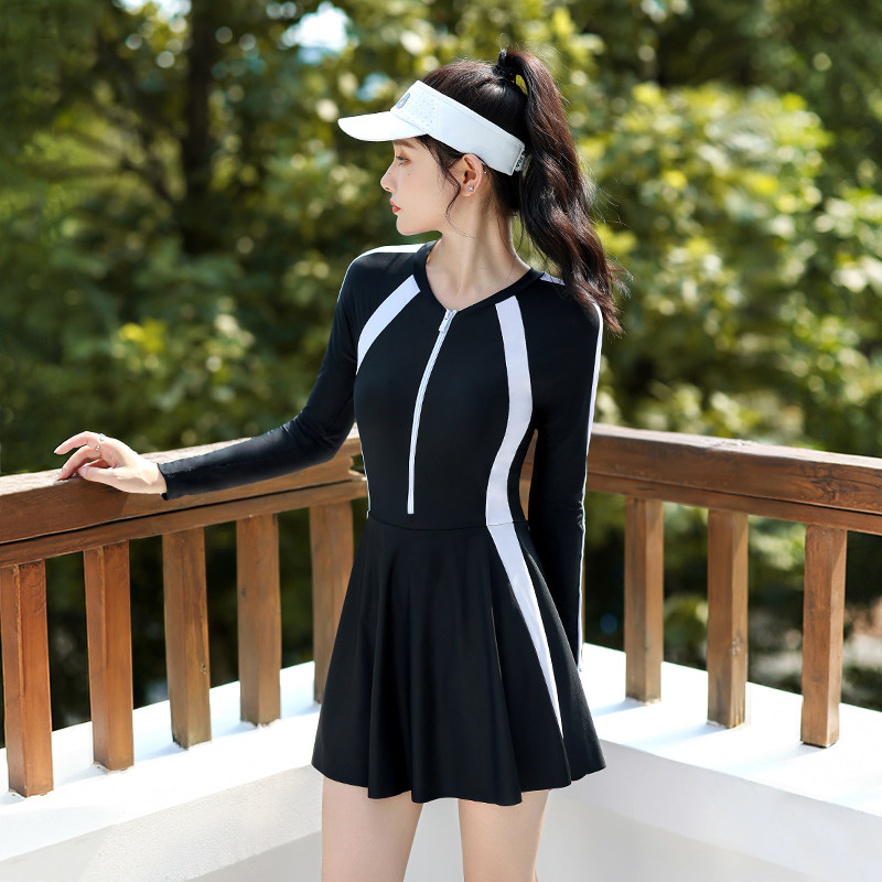 Swimsuit Women's Summer 2021 New Slightly Fatter Fashion Long Sleeves Large Size Size Fat Mm Conserved Sensation Bubble Spa Swimsuit