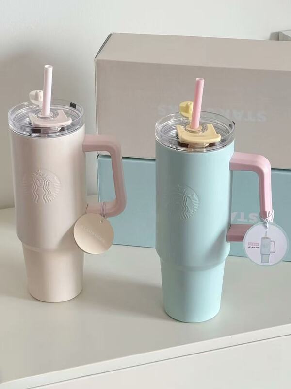 Starbucks Cup 2026 Classic Series 900ml Large Capacity Ice Cup Portable Crystal Powder Style Travel Straw Cup
