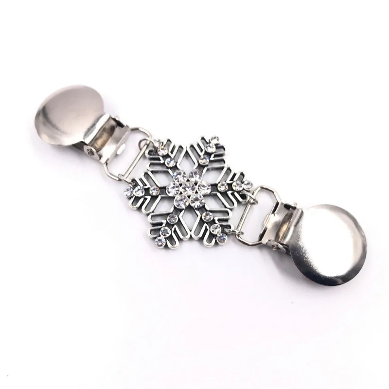 Amazon's Hot-Selling European and American Retro Snowflake Pattern Diamond Brooch Clip Shawl Scarf Cardigan Sweater Brooch Clip