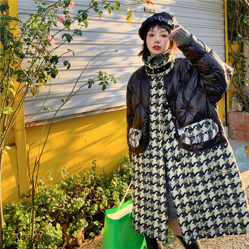 The retro - thousand - bird grade weaves a coat of coat - coat for the winter long edition of the feather feather