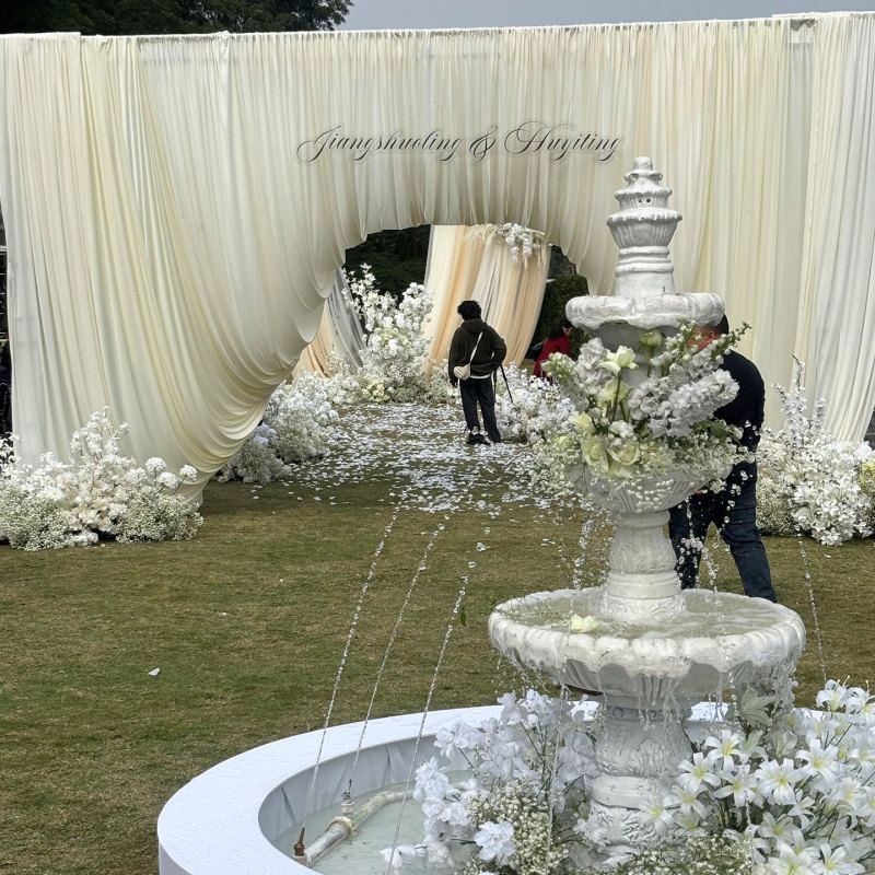 Korean-Style Wedding Stage Backdrop with Gauze Arrangement, Forest-Themed Cream-Style Milk Silk Fabric Backdrop, Scene Backdrop Base
