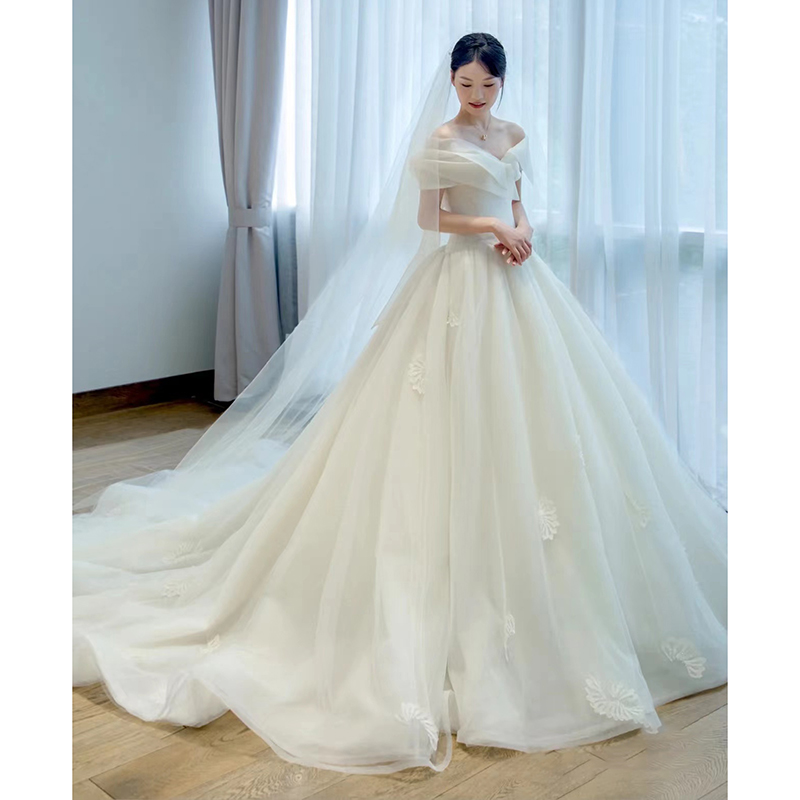 Advanced wedding dress for princess, open shoulders, 2023 collection, french style, suitable for teen, plus size